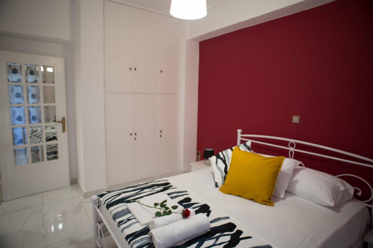 Cozy Apartment Marina Zeas Piraeus Exterior photo